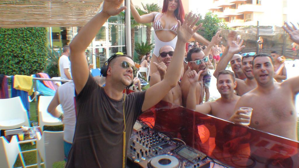 Bc Music Resort (Adults Only) بينايدورم المظهر الخارجي الصورة